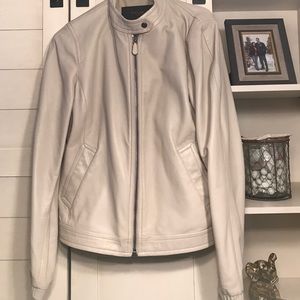 COPY - COPY - This is a authentic coach leather jacket🎉🎉sale🎉